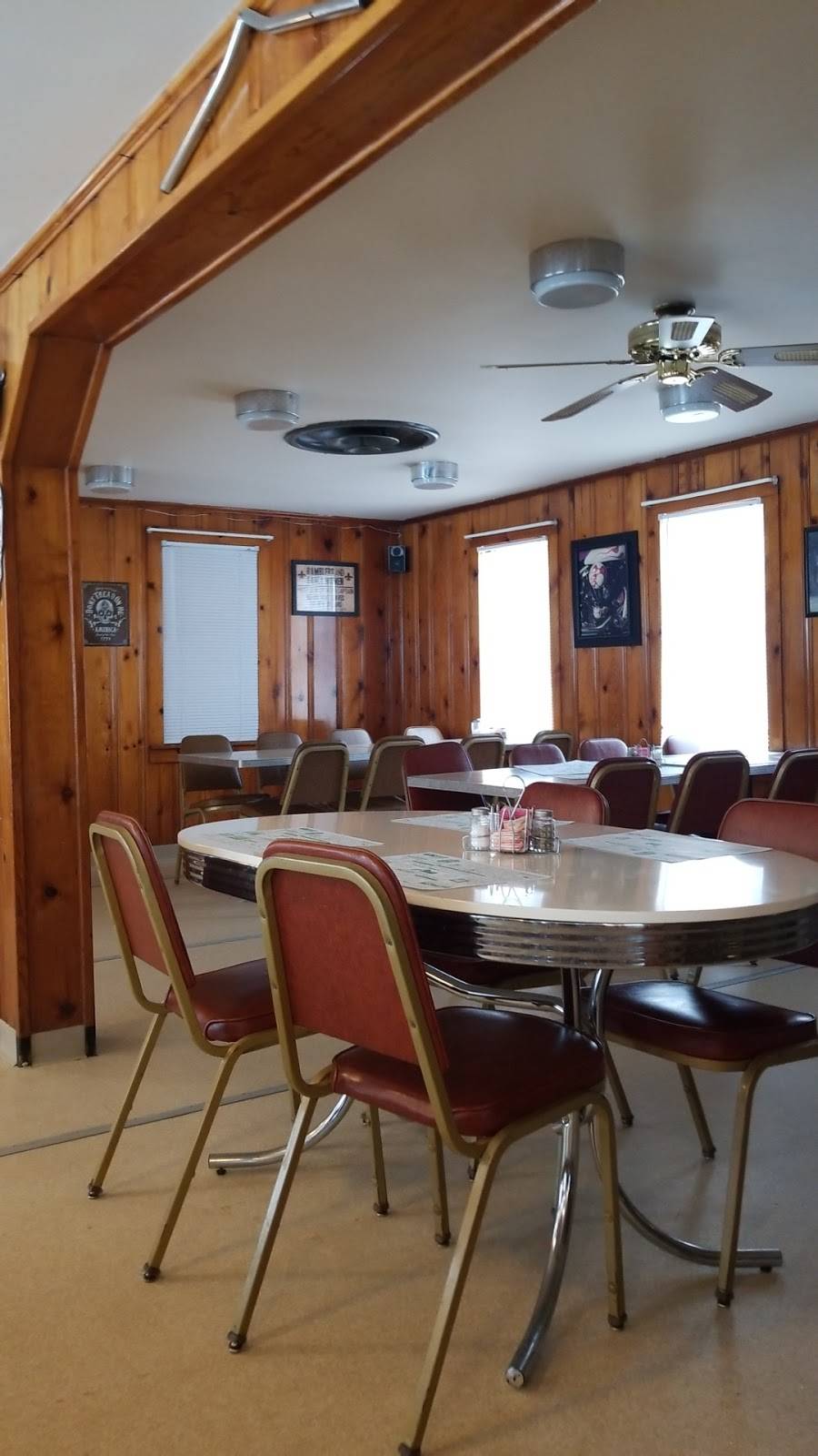 Jones Diner | restaurant | 469 Tomahawk Rd, Towanda, PA 18848, USA | 5702659888 OR +1 570-265-9888