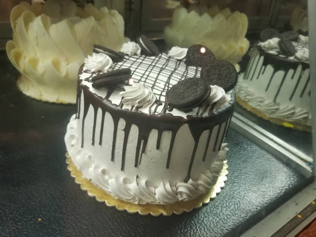 Rockwells Cafe & Bakery | bakery | 17853 Santiago Blvd, Villa Park, CA 92861, USA | 7149210622 OR +1 714-921-0622