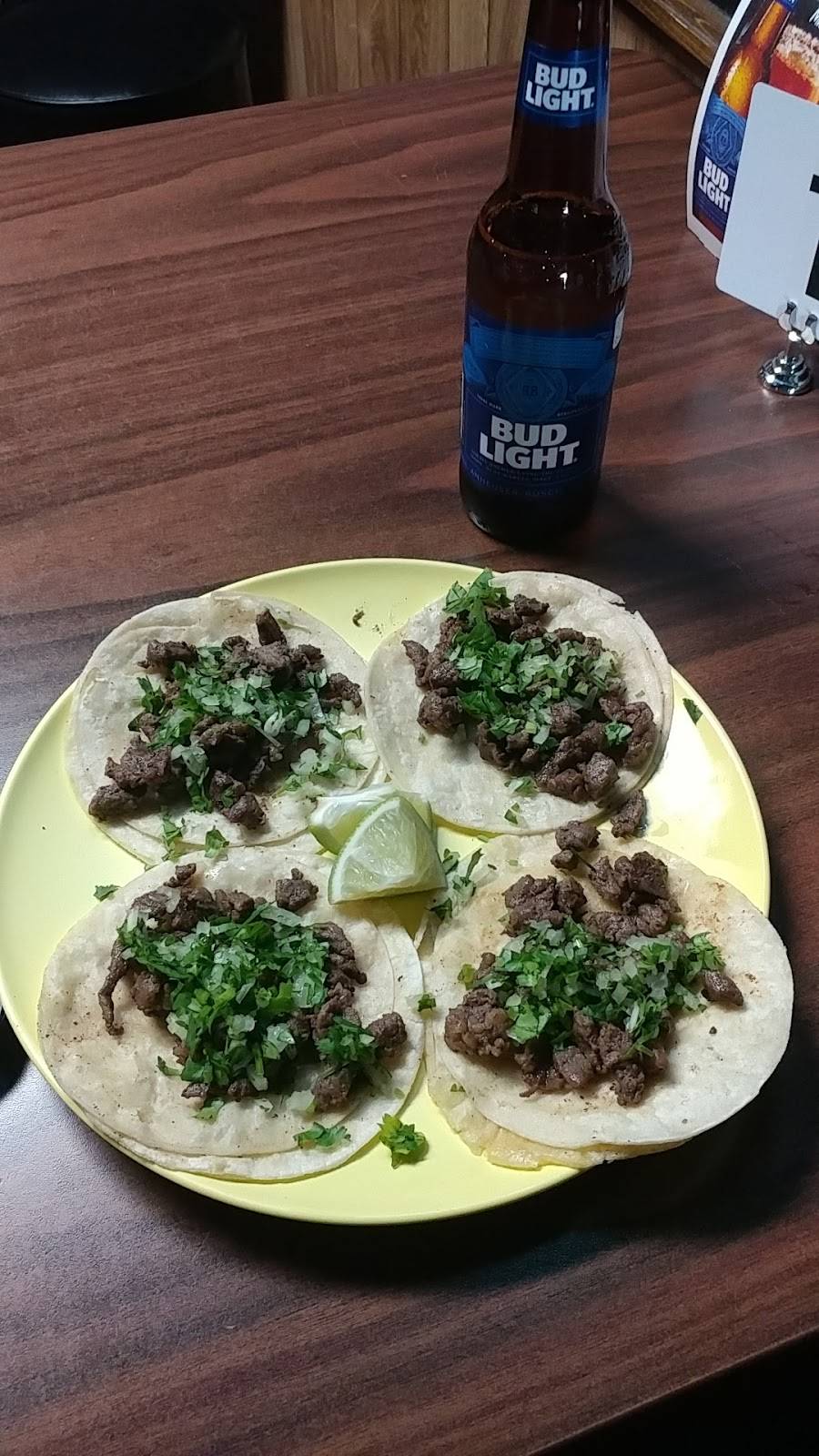 El Tarasco Bar & Grill | restaurant | 123 Central Ave S, Le Mars, IA 51031, USA | 7123440452 OR +1 712-344-0452