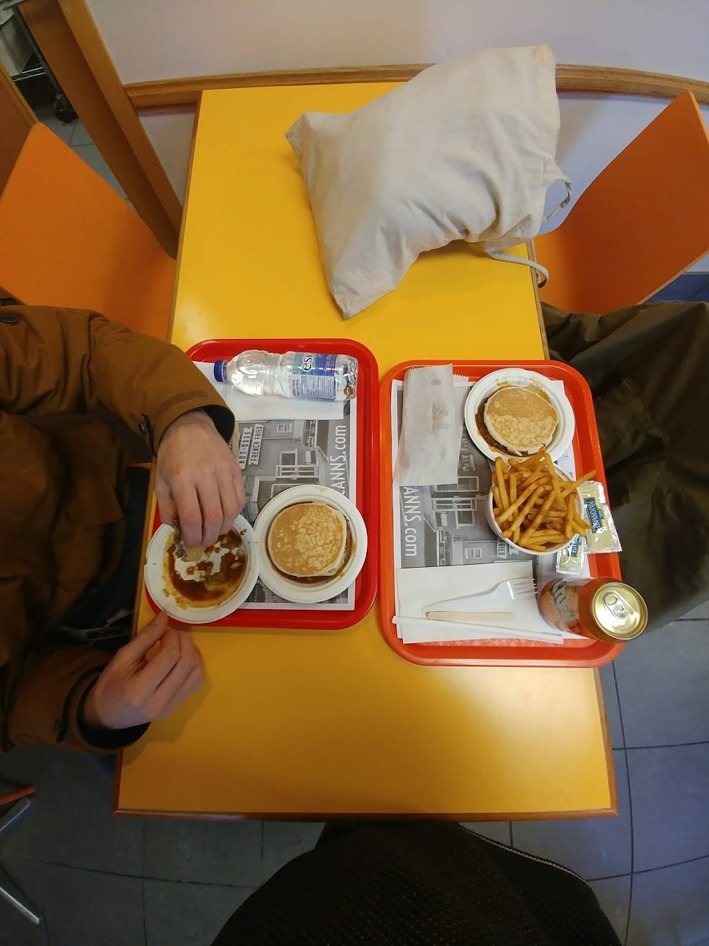 Dic Anns Marché Central | restaurant | 1010 Rue Legendre O, Montréal, QC H4N 3L9, Canada | 5143818555 OR +1 514-381-8555