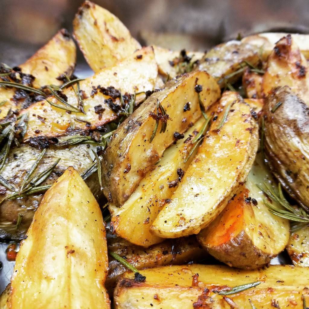 Joes Pizza | restaurant | 23 Locust Ave, New Canaan, CT 06840, USA | 2039662226 OR +1 203-966-2226