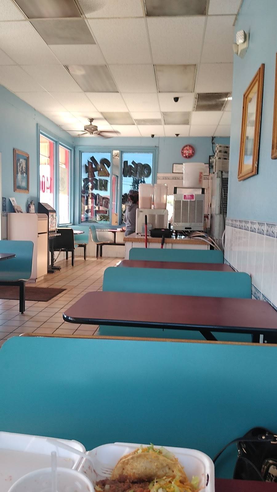 El Potosino Mexican food | restaurant | 1400 W Prince Rd, Tucson, AZ 85705, USA | 5202926969 OR +1 520-292-6969