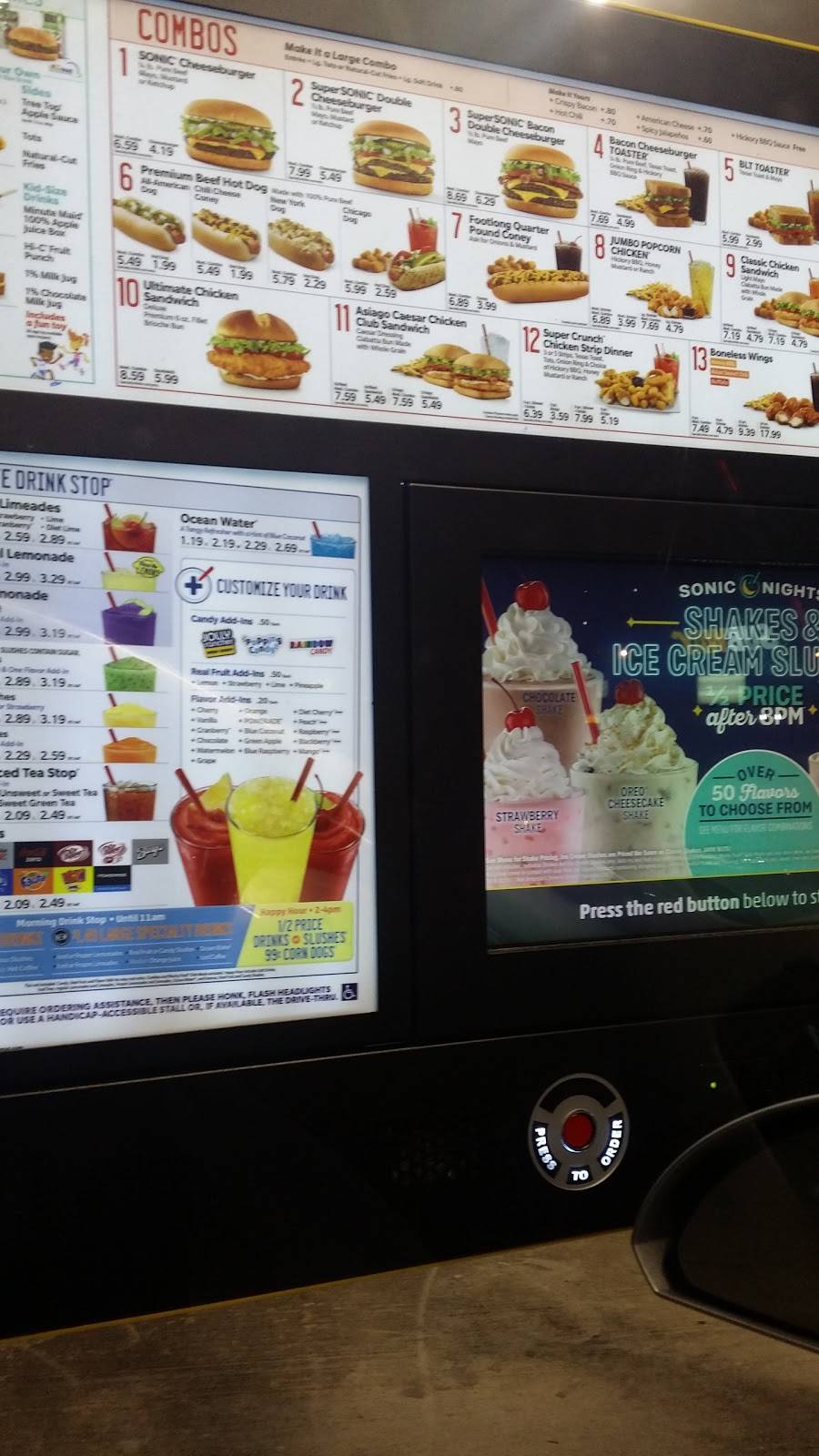 Sonic Drive-In | restaurant | 15376 New, Andrew Jackson Highway No, Russellville, AL 35653, USA | 2563313422 OR +1 256-331-3422