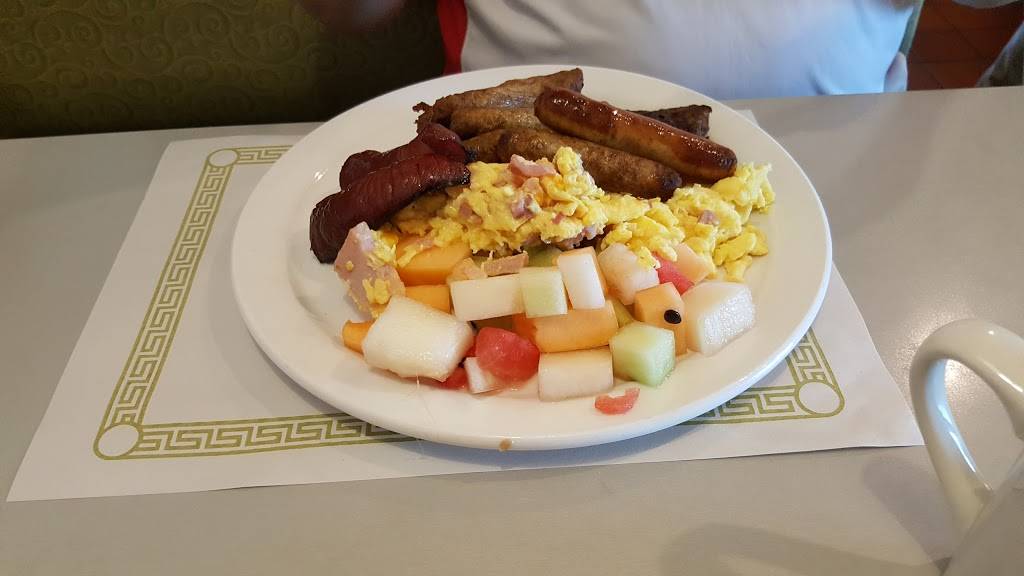 Athens Family Restaurant | restaurant | 5547 N Lovers Lane Rd, Milwaukee, WI 53225, USA | 4144623950 OR +1 414-462-3950