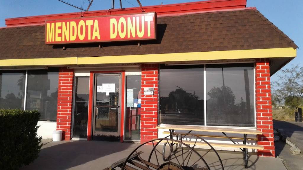 Mendota Donuts | bakery | 570 Derrick Ave, Mendota, CA 93640, USA | 5596554982 OR +1 559-655-4982
