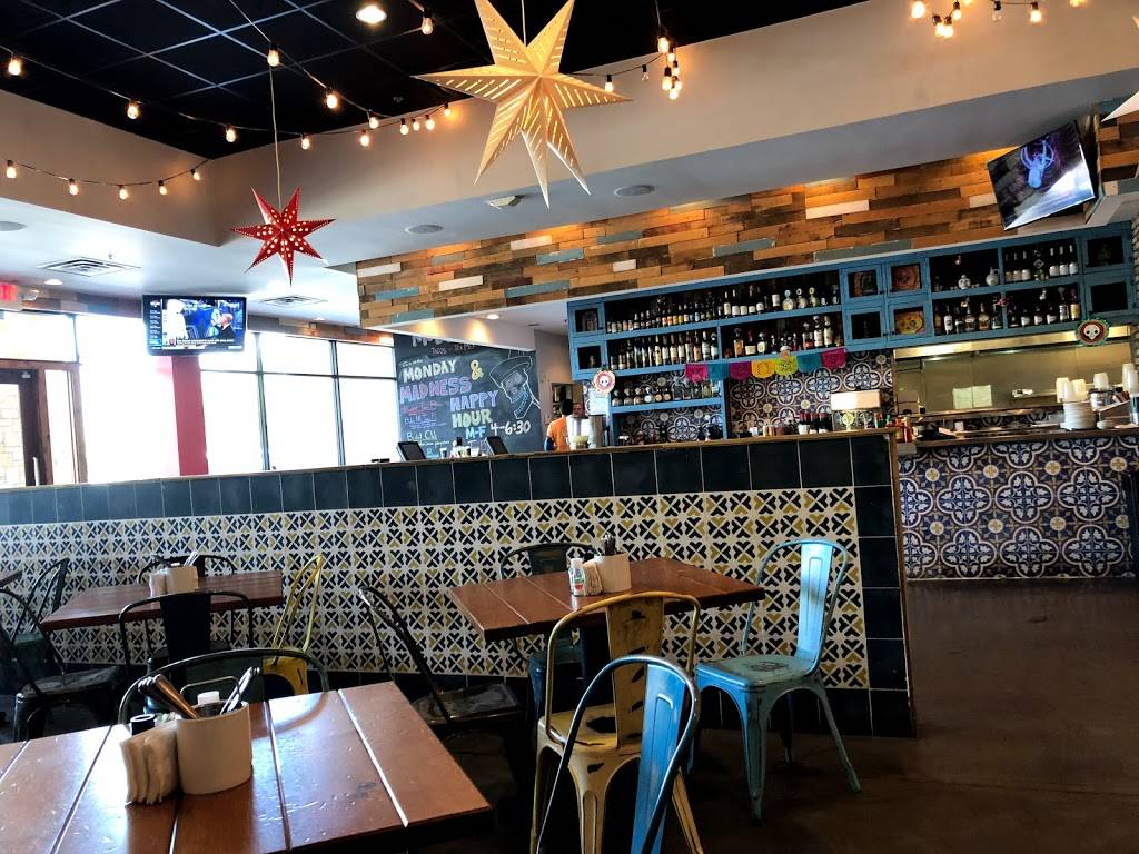 Moderno Tacos + Tex Mex | restaurant | 10455 Briar Forest Dr, Houston, TX 77042, USA | 7137844600 OR +1 713-784-4600