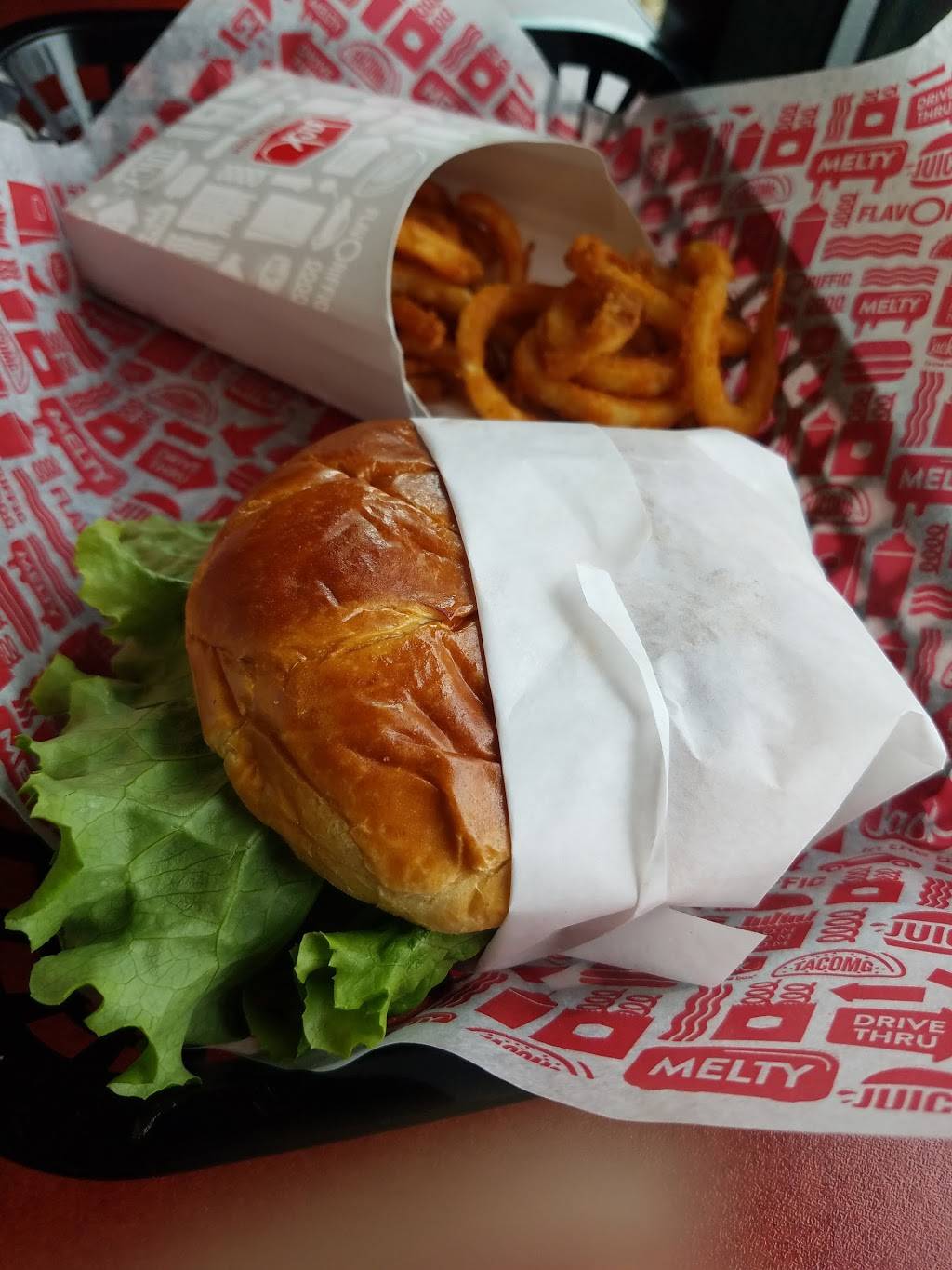 Jack in the Box | restaurant | 1141 W Lugonia Ave, Redlands, CA 92374, USA | 9097933880 OR +1 909-793-3880