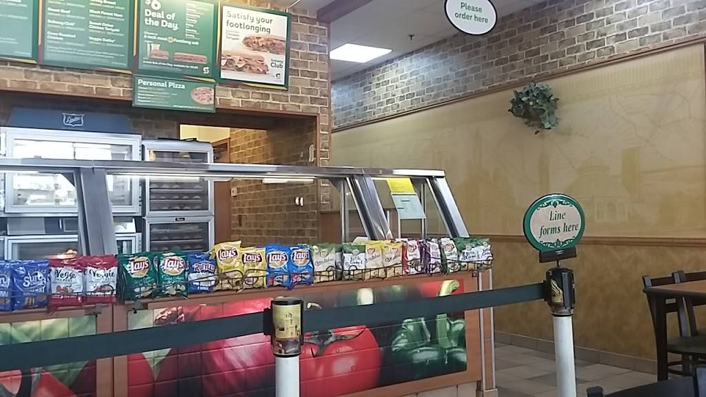 Subway | restaurant | 121 Bloomfield Ave, Bloomfield, NJ 07003, USA | 9737486000 OR +1 973-748-6000