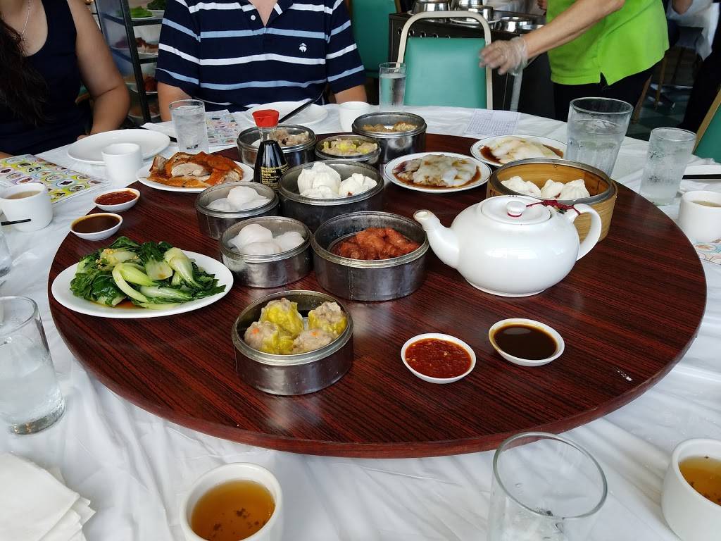 Furama Restaurant | restaurant | 4936 N Broadway, Chicago, IL 60640, USA | 7732711161 OR +1 773-271-1161