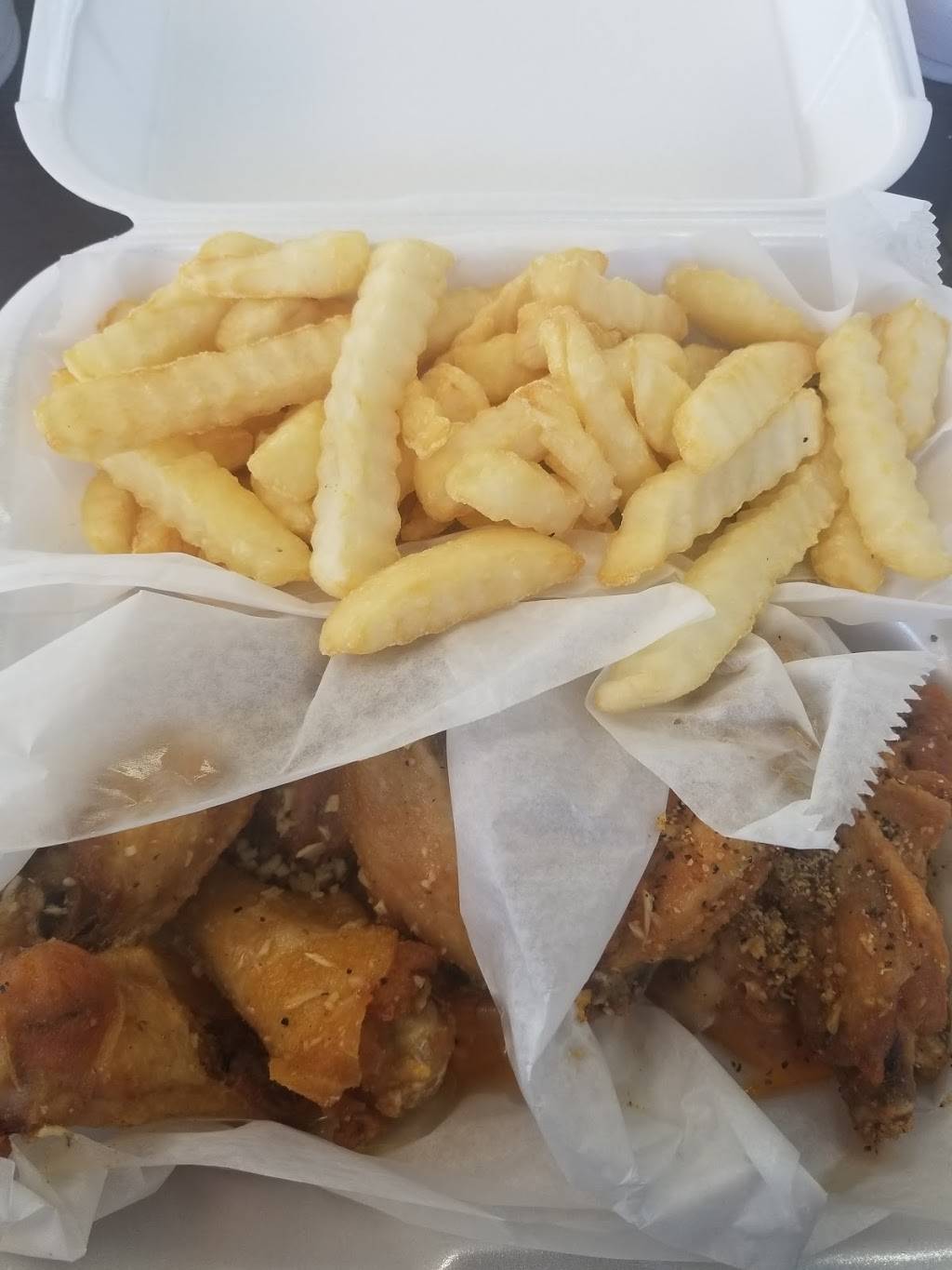 Touchdown Wings | restaurant | 3632 Flakes Mill Rd, Decatur, GA 30034, USA | 6786917995 OR +1 678-691-7995