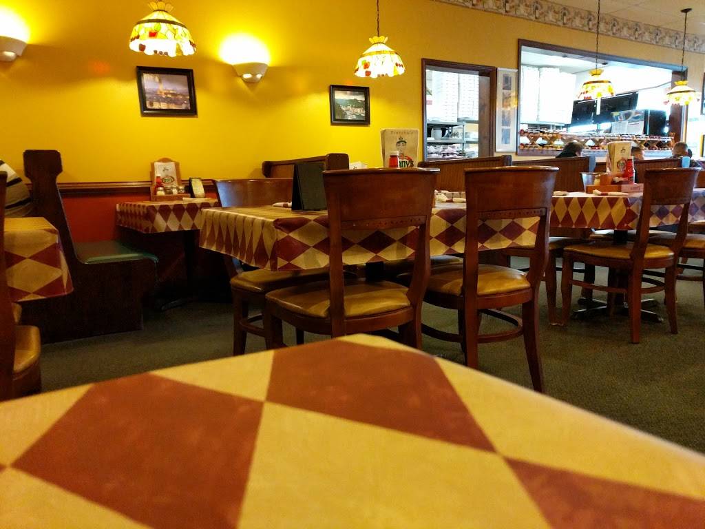 Vinnys Italian Grill | restaurant | 397 Garrisonville Rd, Stafford, VA 22554, USA | 5406578400 OR +1 540-657-8400