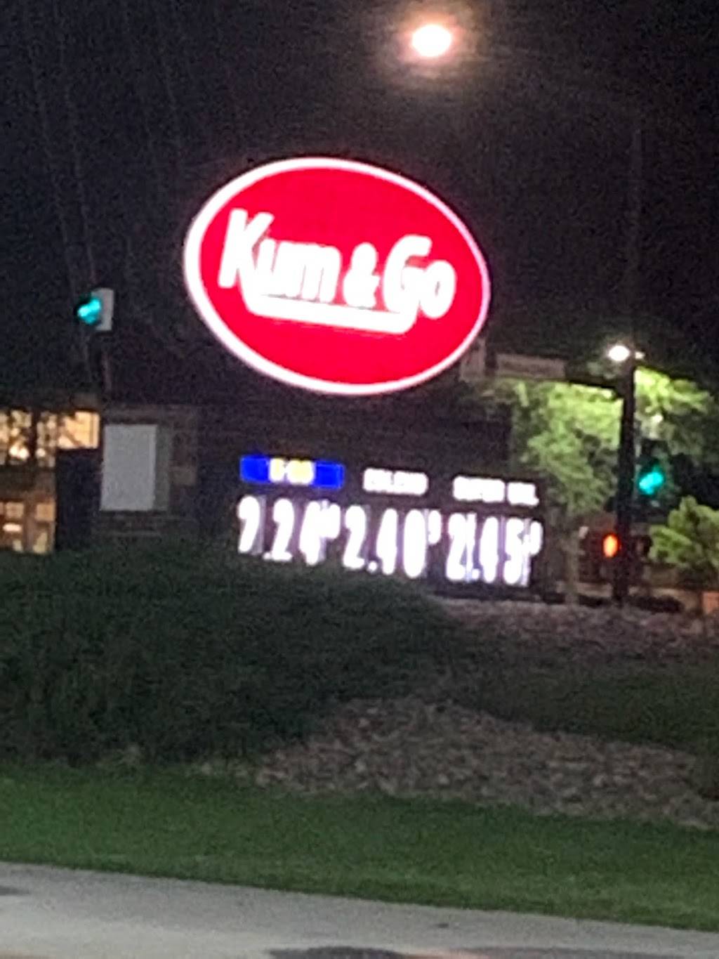 Kum & Go | meal takeaway | 165 SW Magazine Rd, Ankeny, IA 50023, USA | 5159652374 OR +1 515-965-2374