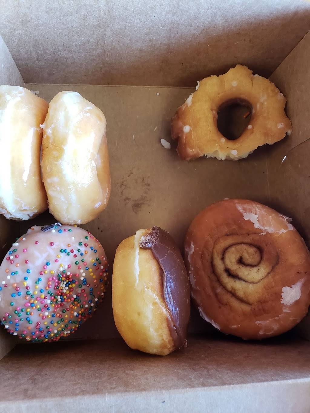 Dannys Donuts | restaurant | 975 Dawsonville Hwy Suite 19, Gainesville, GA 30501, USA | 4708926511 OR +1 470-892-6511