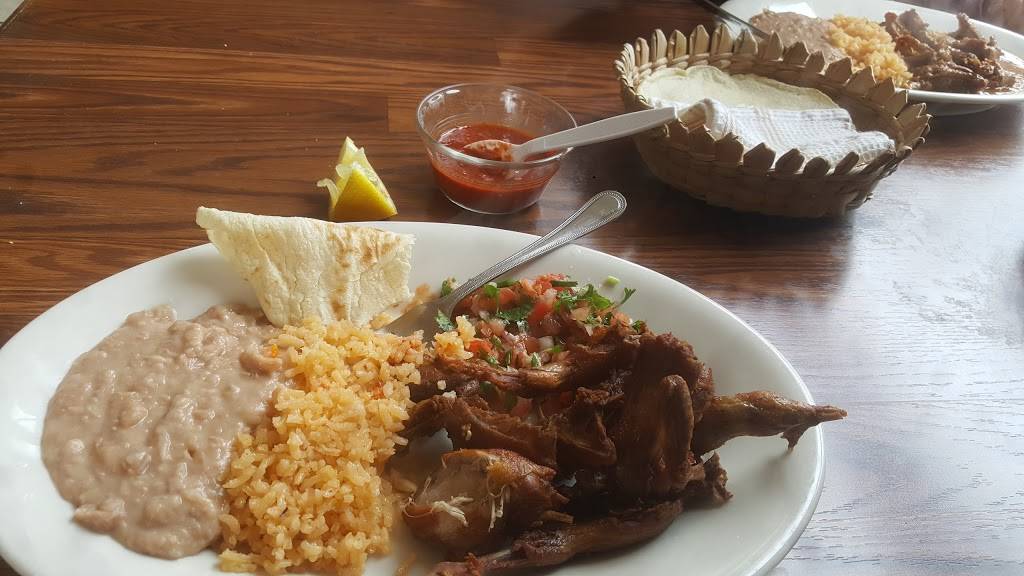 La Plaza Authentic Mexican Restaurant | restaurant | 903 Solano St, Corning, CA 96021, USA | 5308249720 OR +1 530-824-9720