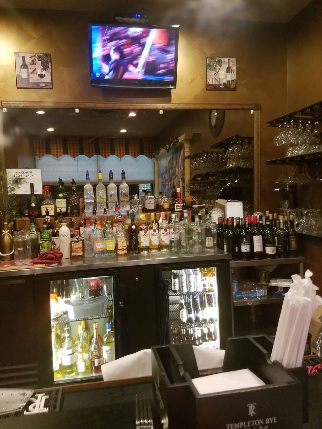 Lillians | restaurant | 2200 Penfield Rd # 11, Penfield, NY 14526, USA | 5853771300 OR +1 585-377-1300