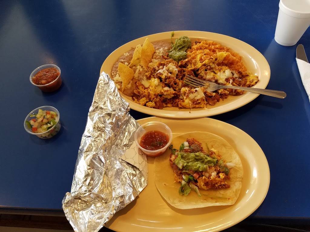 Gus Jr | restaurant | 3559 W Ramsey St, Banning, CA 92220, USA | 9518492287 OR +1 951-849-2287