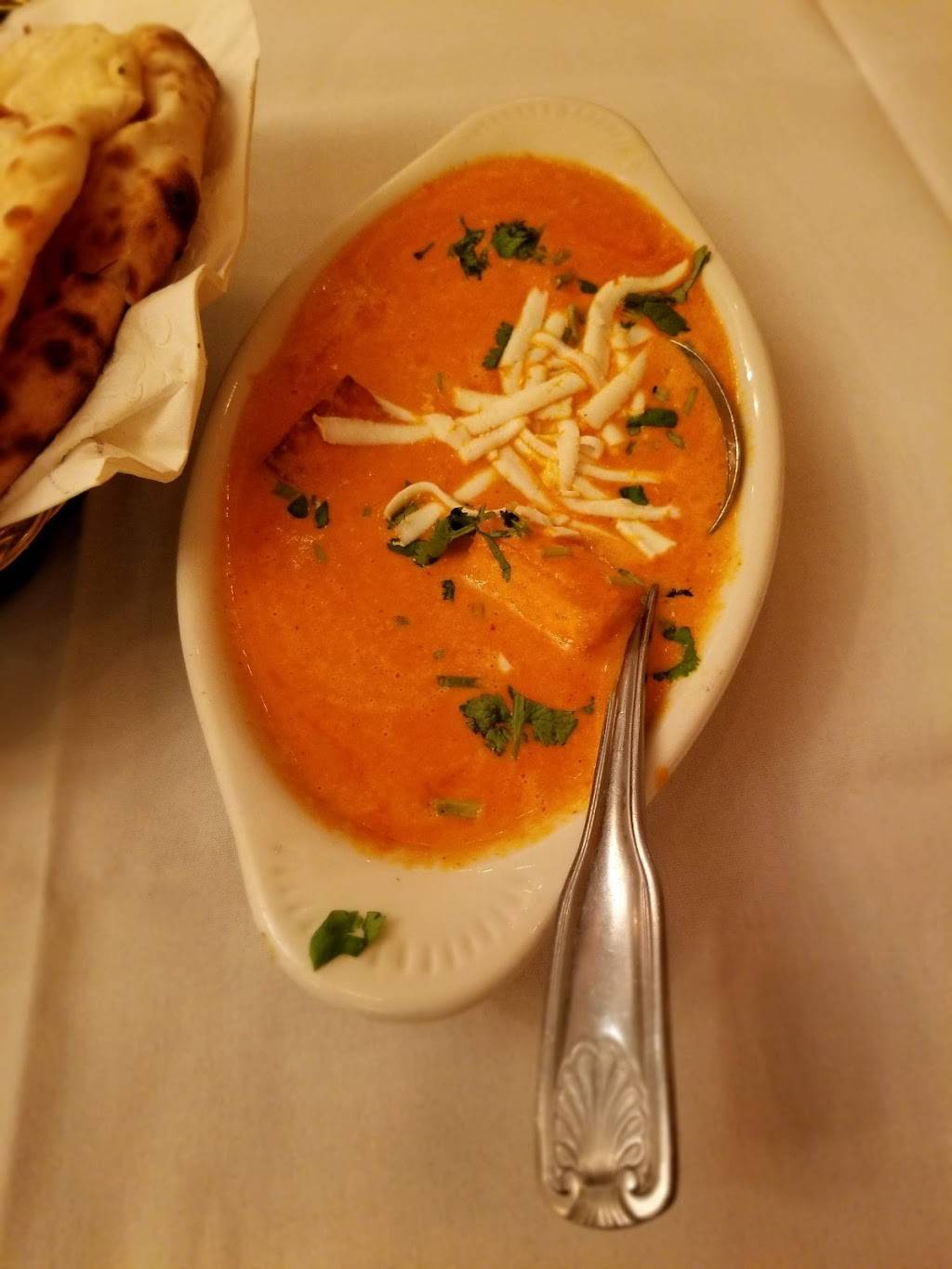 Aatish On the Hill | restaurant | 4322, 609 Pennsylvania Ave SE, Washington, DC 20003, USA | 2027335026 OR +1 202-733-5026