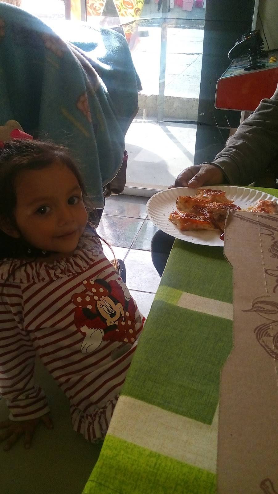 Hotdogs Y Hamburguesas Bere | restaurant | 22204, Calle Humanismo 12202, Valle Verde, 22204 Tijuana, Baja California, Mexico | 016645563717 OR +52 664 556 3717