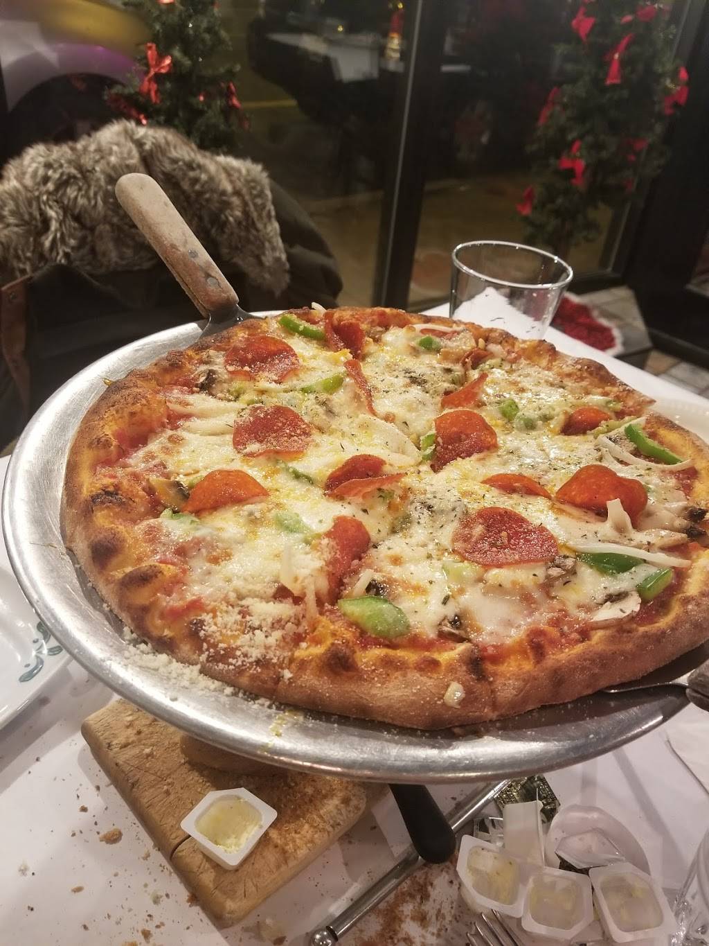 Caponies Trattoria | restaurant | 7419 W Irving Park Rd, Chicago, IL 60634, USA | 7738049024 OR +1 773-804-9024