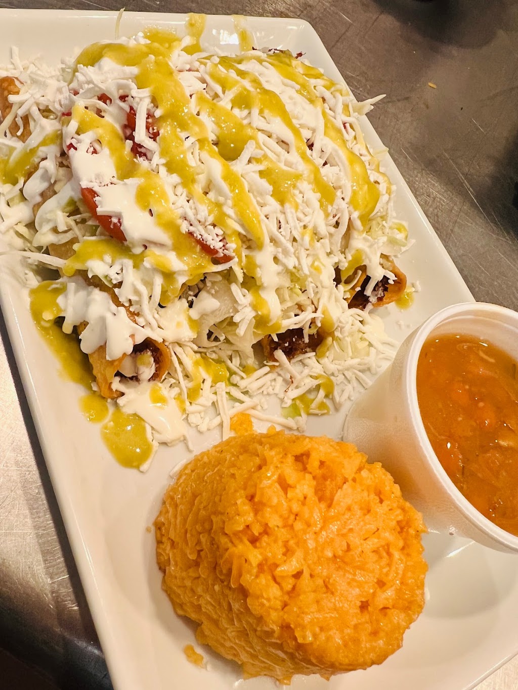 JCs Grill | restaurant | 416 Plantation Dr, Lake Jackson, TX 77566, USA | 9792669189 OR +1 979-266-9189