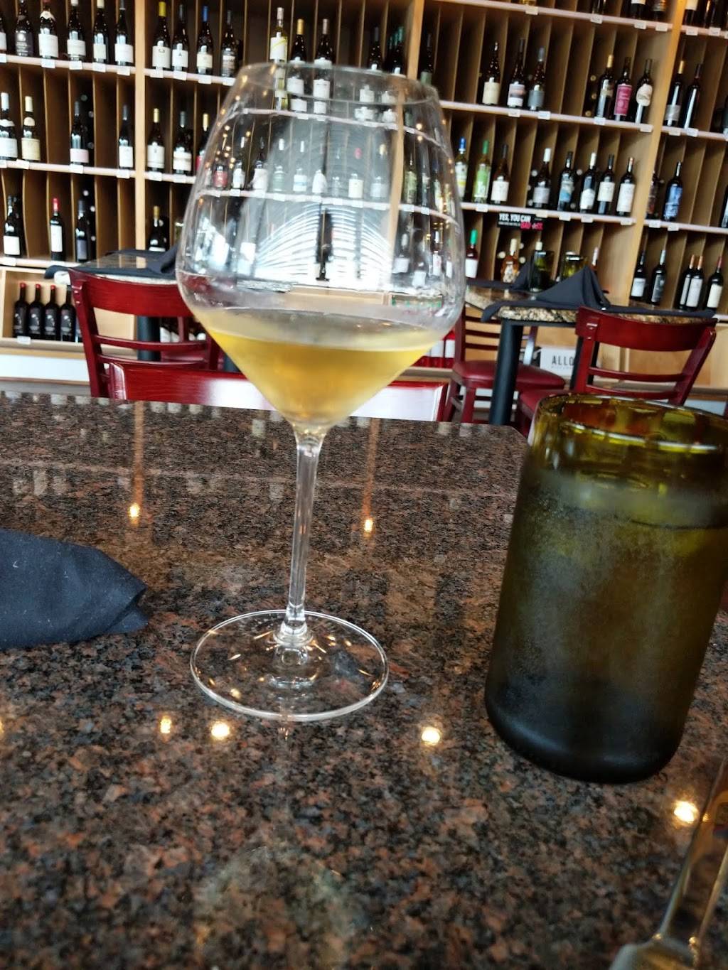 Oakton Wine Shop & Bistro LLC | restaurant | 2952 Chain Bridge Rd, Oakton, VA 22124, USA | 7032555425 OR +1 703-255-5425