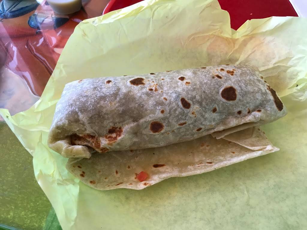 Fast Burrito | restaurant | 940 E 1st St, Port Angeles, WA 98362, USA | 3604579272 OR +1 360-457-9272