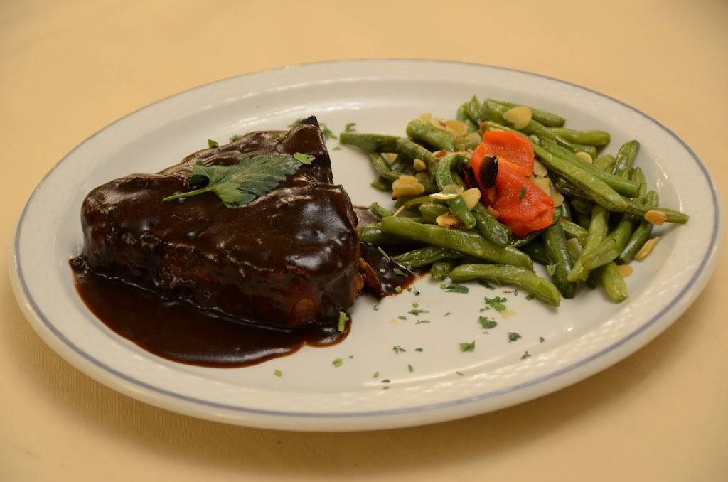 Tony Spavones Ristorante | restaurant | 266 W Lake St, Bloomingdale, IL 60108, USA | 6305293154 OR +1 630-529-3154