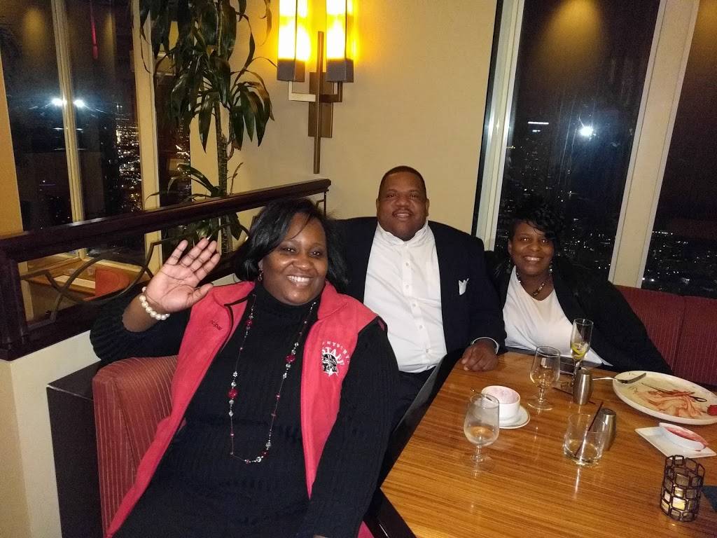 The Mid-America Club | restaurant | 200 East Randolph Drive, 80th Floor, Chicago, IL 60601, USA | 3128611100 OR +1 312-861-1100