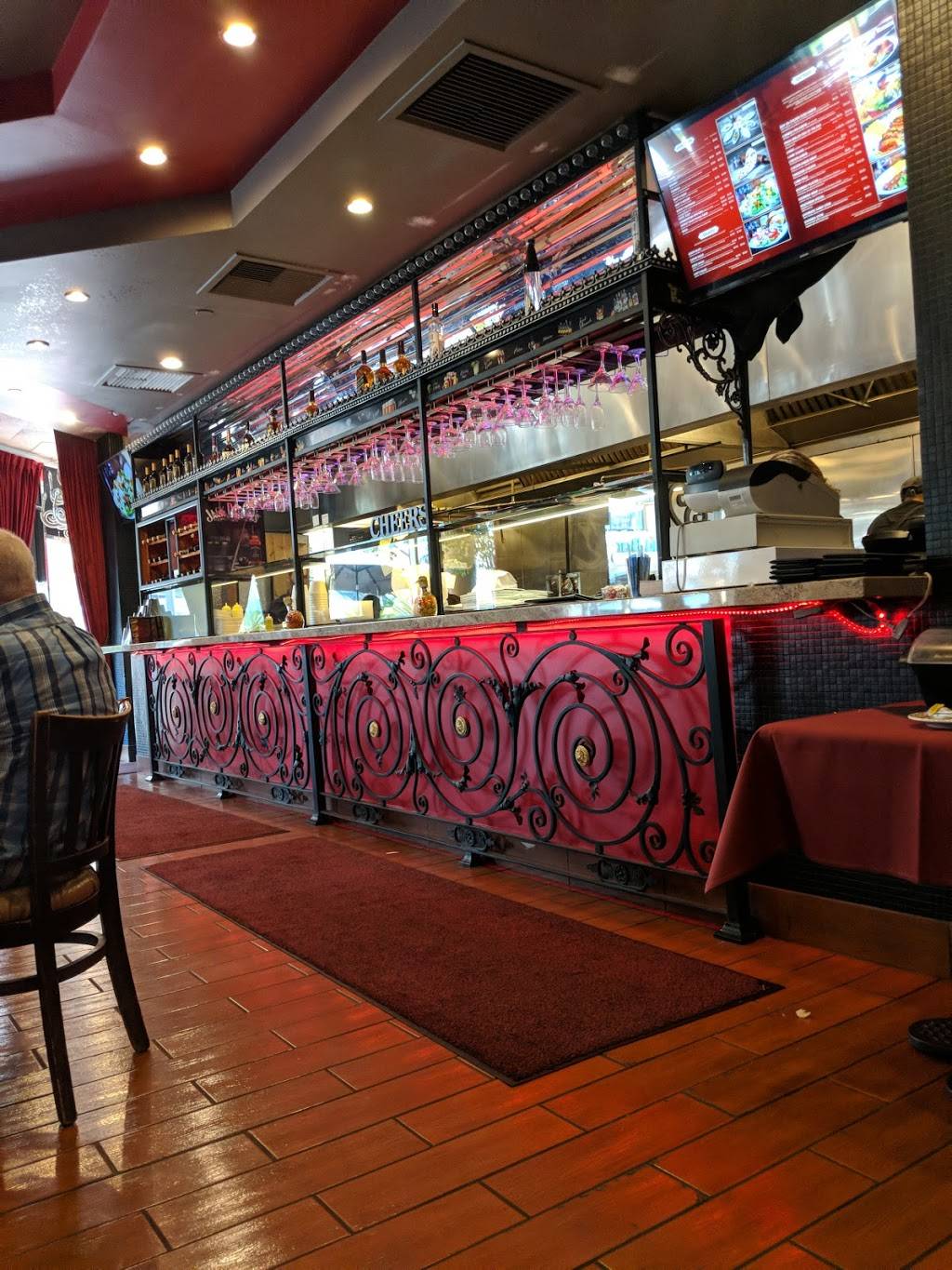 Mediterranean Express Bar & Grill | restaurant | 16101 Ventura Blvd, Encino, CA 91436, USA | 8189057774 OR +1 818-905-7774