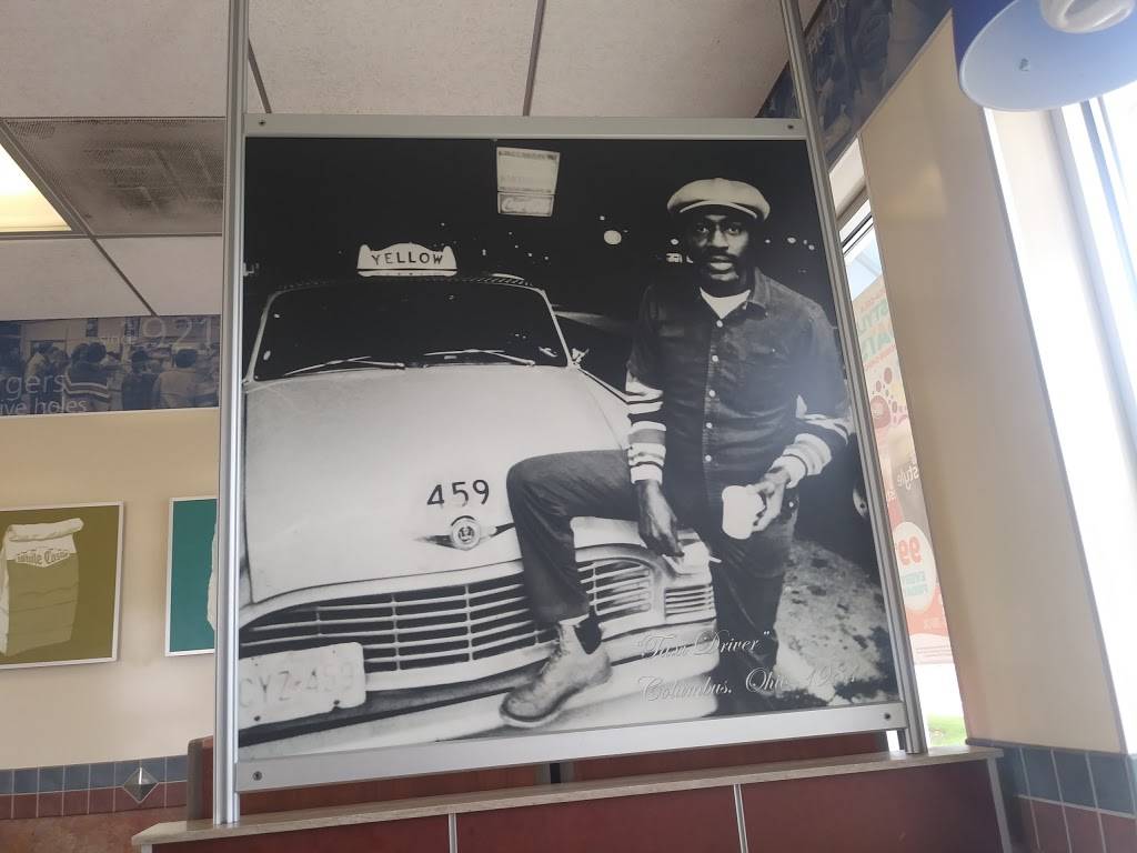 White Castle | restaurant | 16737 Harper Ave, Detroit, MI 48224, USA | 3138841164 OR +1 313-884-1164