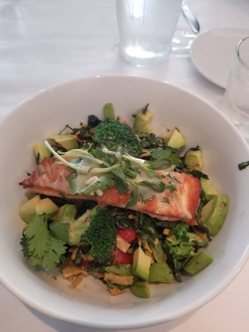 Livia Italian Eatery | restaurant | 207 S 3rd St, Geneva, IL 60134, USA | 6304026444 OR +1 630-402-6444