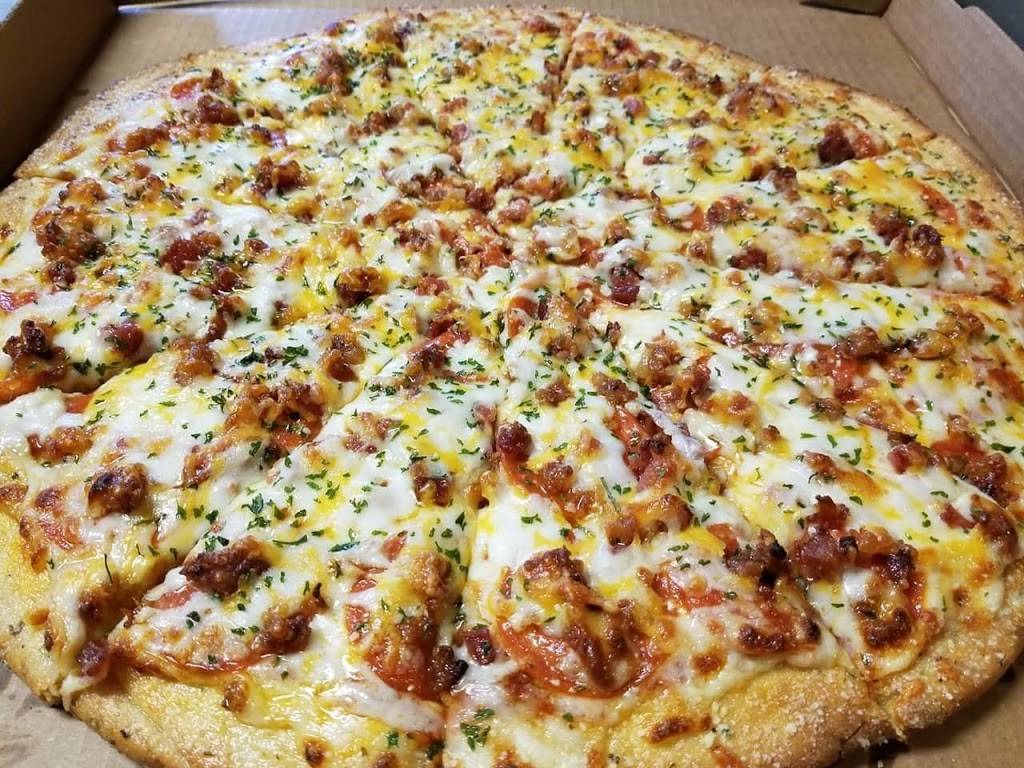 Bulldog Pizza & More | restaurant | 108 E Pundt Ave, Orange Grove, TX 78372, USA | 3618157399 OR +1 361-815-7399