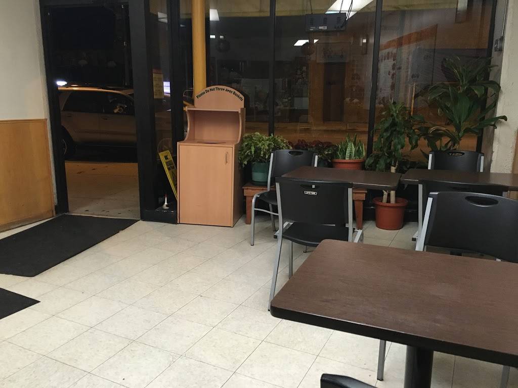 Dragon Gate | restaurant | 6528 N Clark St, Chicago, IL 60626, USA | 7733386061 OR +1 773-338-6061