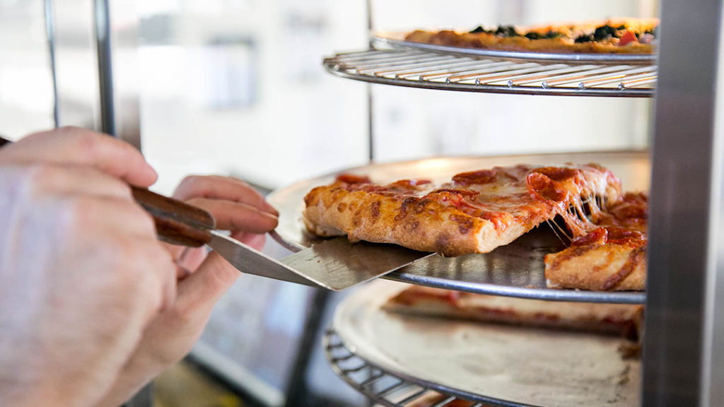 Pizza Bistro | restaurant | 3912, 1625 Pennsylvania Ave, West Mifflin, PA 15122, USA | 4128966754 OR +1 412-896-6754