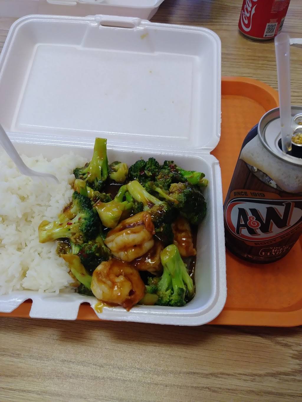 Happi Wok | restaurant | 13606 University Plaza St, Tampa, FL 33613, USA | 8139718559 OR +1 813-971-8559