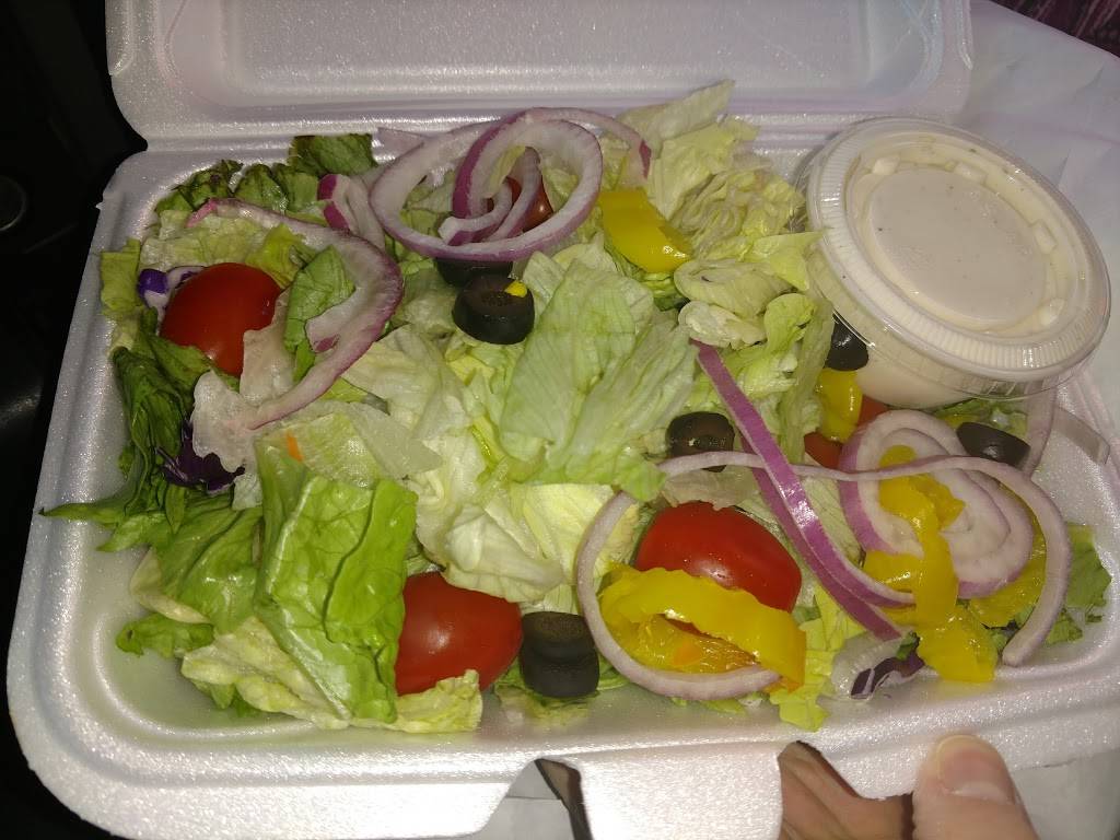 Emidios Pizza | restaurant | 636 N Main St, Akron, OH 44310, USA | 3302534777 OR +1 330-253-4777