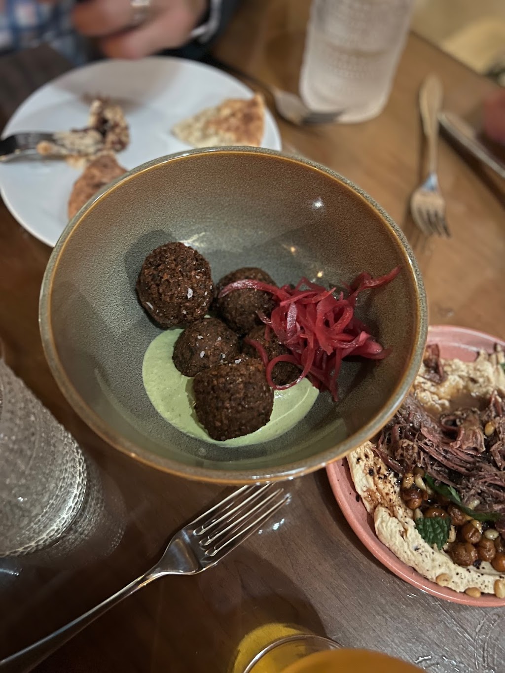 MeeshMeesh Mediterranean | restaurant | 636 E Market St, Louisville, KY 40202, USA | 5025895224 OR +1 502-589-5224