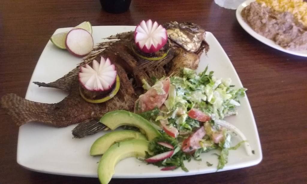 Mexcal Taqueria | restaurant | 3215 Middlefield Rd, Menlo Park, CA 94025, USA | 6503663922 OR +1 650-366-3922