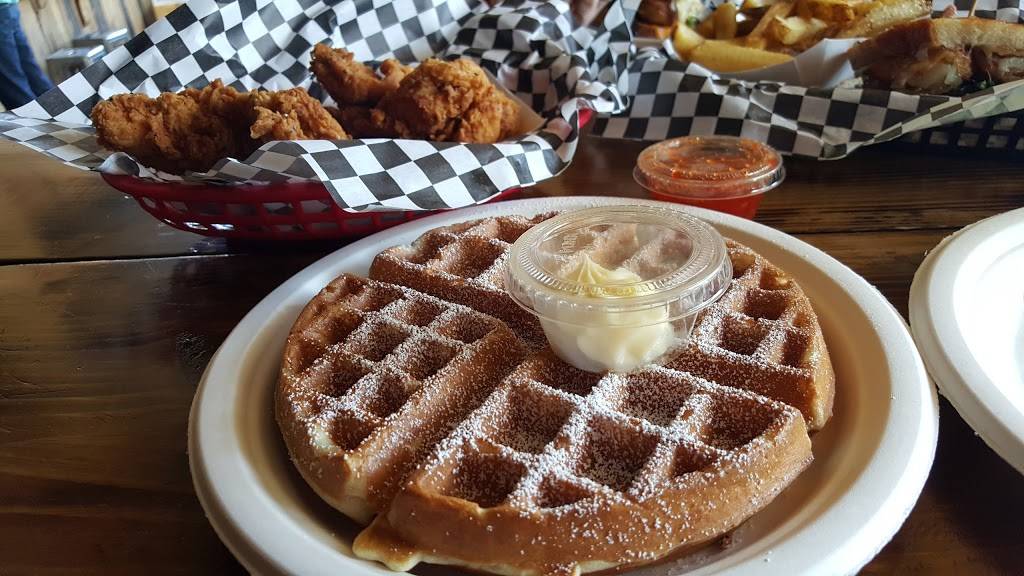 Nates Wings & Waffles | restaurant | 1224 E Jefferson St, Seattle, WA 98122, USA | 2066292051 OR +1 206-629-2051