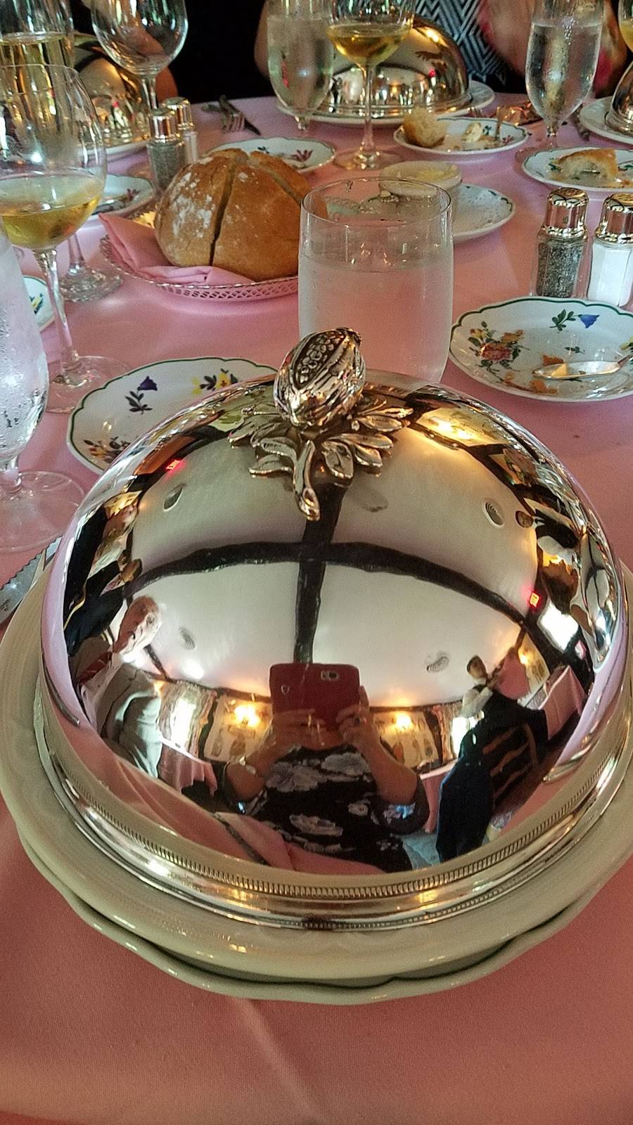 La Crémaillère | restaurant | 46 Bedford-Banksville Rd, Bedford, NY 10506, USA | 9142349647 OR +1 914-234-9647