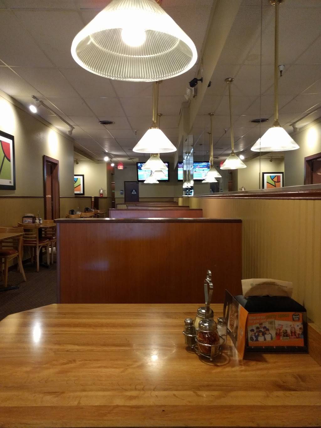 Round Table Pizza | meal delivery | 570 N Shoreline Blvd, Mountain View, CA 94043, USA | 6509610361 OR +1 650-961-0361