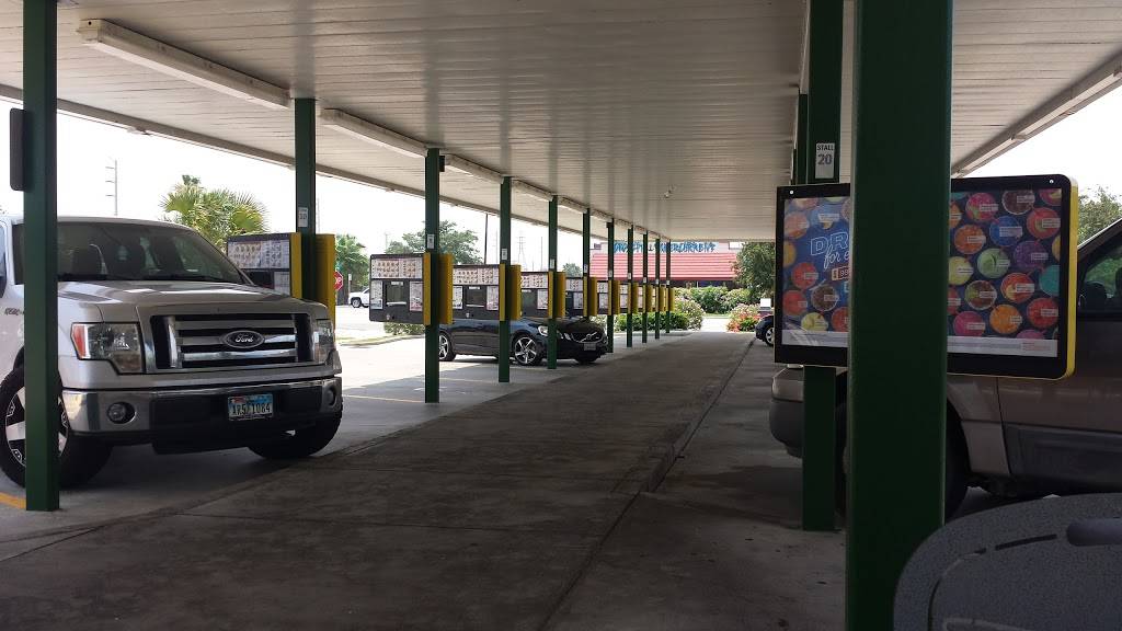 Sonic Drive-In | restaurant | 5127 Broadway Avenue J, Galveston, TX 77551, USA | 4097626223 OR +1 409-762-6223