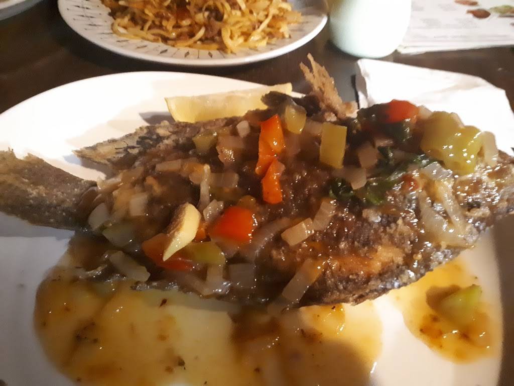 Mapleleaf Sports Bar & Grill | restaurant | 828 Danforth Ave, Toronto, ON M4J 1L6, Canada | 4164660521 OR +1 416-466-0521