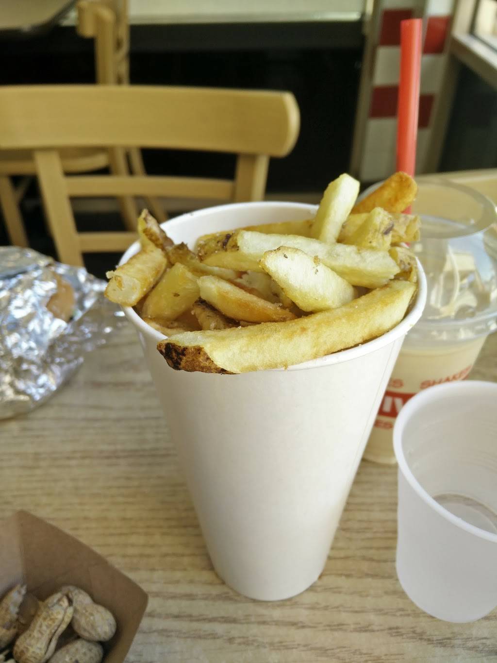Five Guys | meal takeaway | 40426 Winchester Rd, Temecula, CA 92591, USA | 9512961955 OR +1 951-296-1955