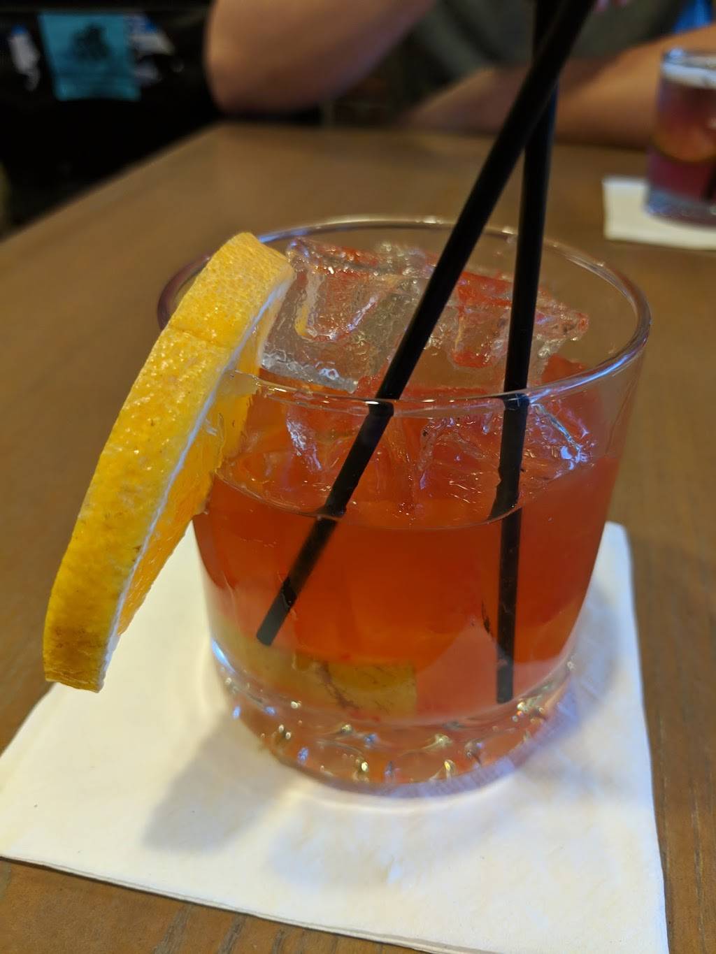 Deans List Restaurant | restaurant | 5 Blossom St, Boston, MA 02114, USA | 6172392393 OR +1 617-239-2393