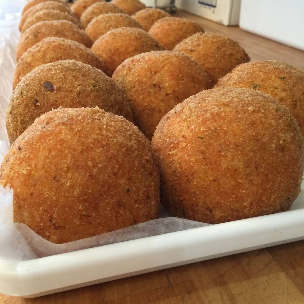 Paesano | restaurant | 8308 13th Ave, Brooklyn, NY 11228, USA | 7188336060 OR +1 718-833-6060