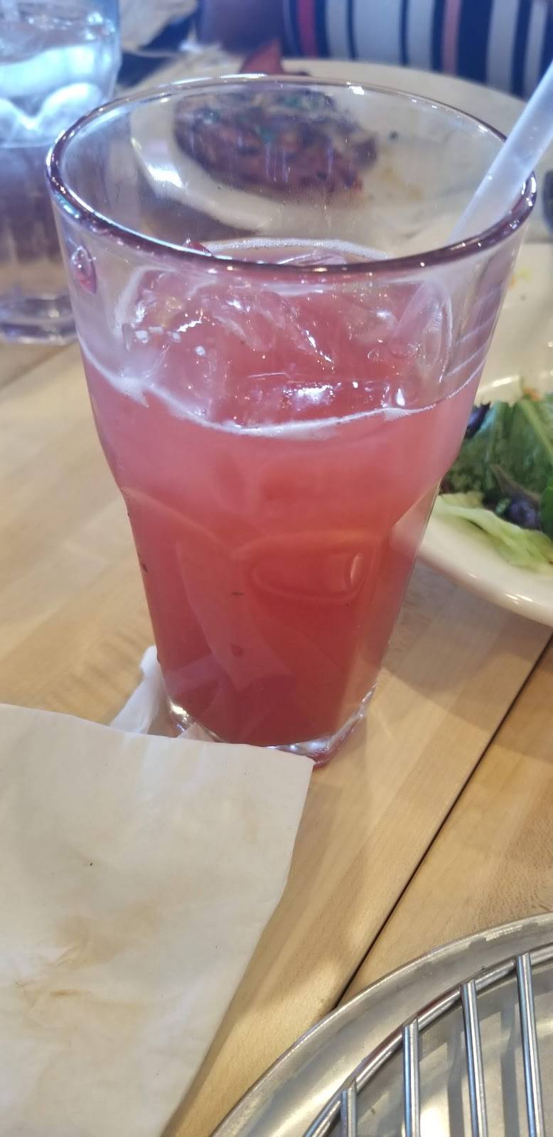 Old Chicago | restaurant | 1920 Diamond Pkwy, North Kansas City, MO 64116, USA | 8169979900 OR +1 816-997-9900