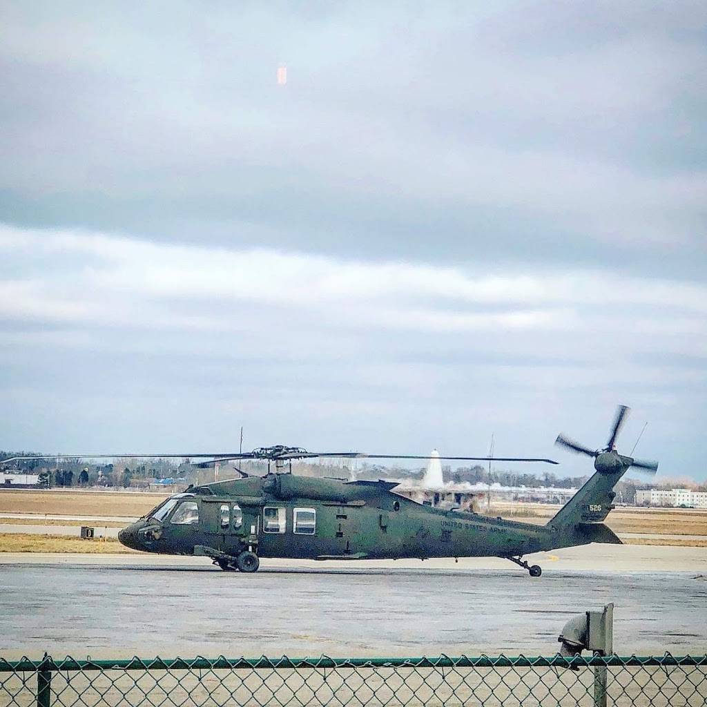 The Apron Restaurant & Spirits | restaurant | 3608 Wildwood Ave, Jackson, MI 49202, USA | 5177833616 OR +1 517-783-3616