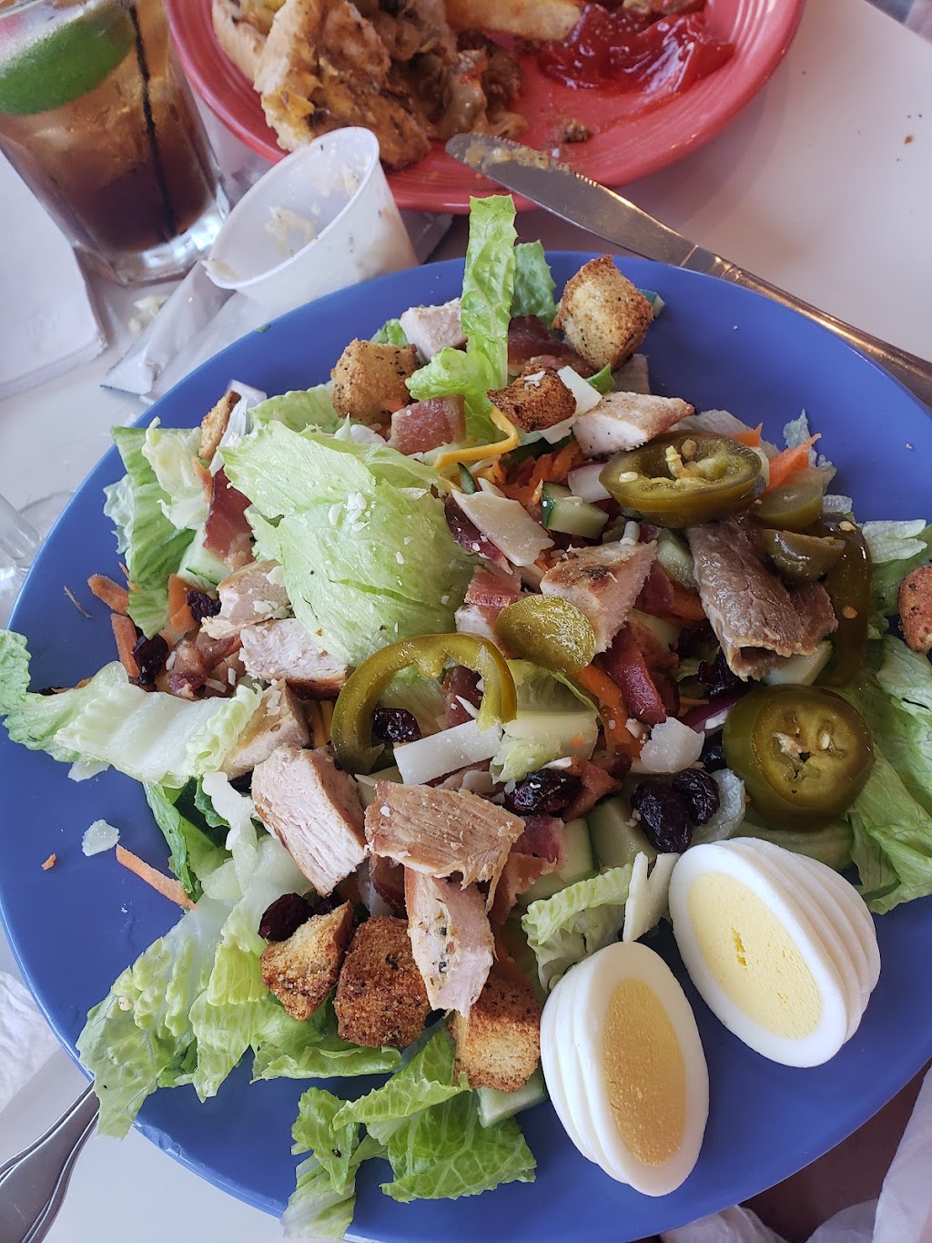 Otters Waterfront Eatery | restaurant | 15 Sea St, Castine, ME 04421, USA | 2073265100 OR +1 207-326-5100