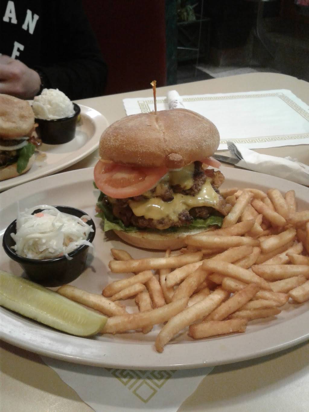 Frankies Waffles And Burgers | bakery | 565 US-6, Mahopac, NY 10541, USA | 8456212527 OR +1 845-621-2527